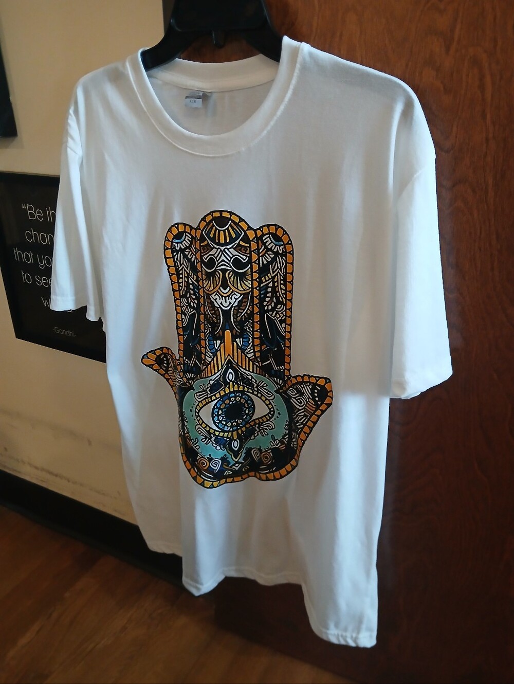 NWOT/ white hamsa t shirt